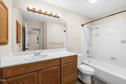 Tiny photo for 1403 Larson Creek Drive, Medford, OR 97504 (MLS # 220226110)