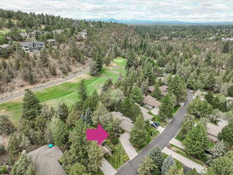 Tiny photo for 3123 NW Clubhouse Drive, Bend, OR 97703 (MLS # 220215358)