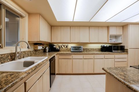 Tiny photo for 3123 NW Clubhouse Drive, Bend, OR 97703 (MLS # 220215358)