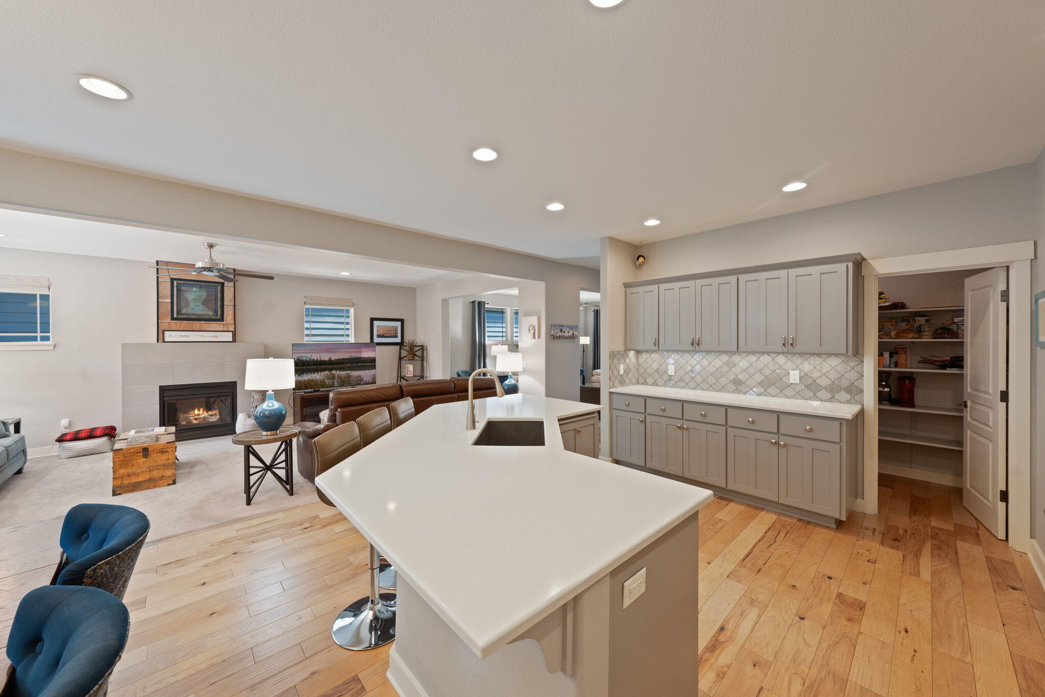 Skyliner Summit - Residential