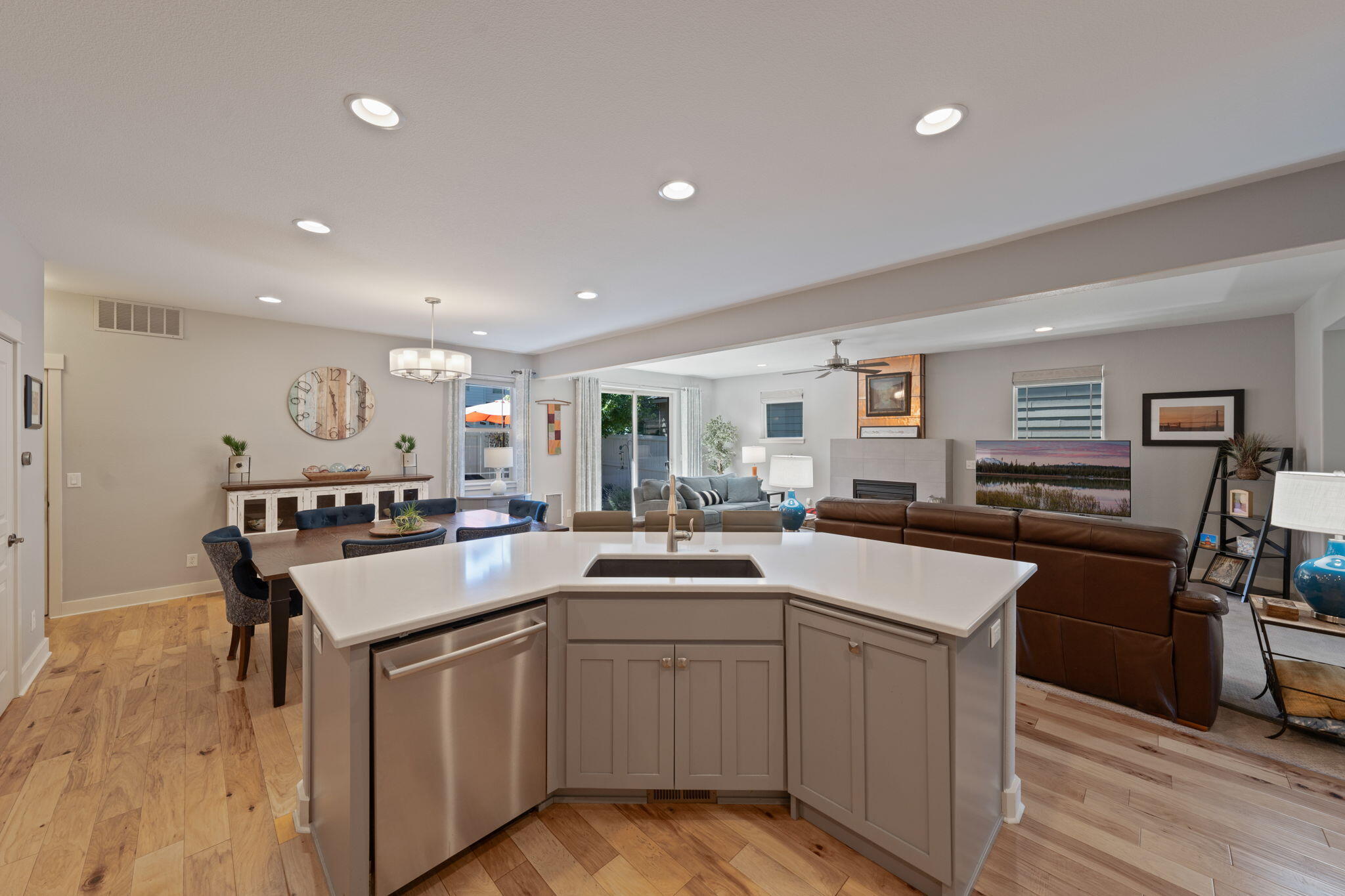 Skyliner Summit - Residential