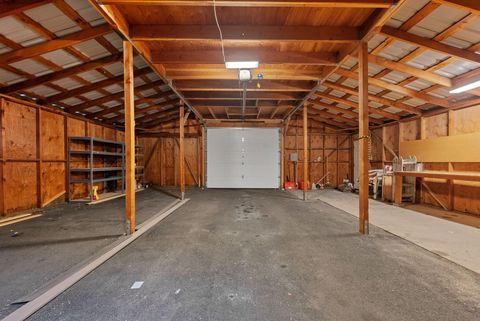 Tiny photo for 69255 Crooked Horseshoe Road, Sisters, OR 97759 (MLS # 220215140)