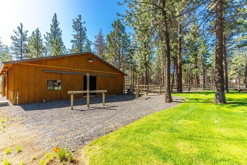 Tiny photo for 69255 Crooked Horseshoe Road, Sisters, OR 97759 (MLS # 220215140)