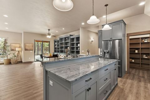 Tiny photo for 69255 Crooked Horseshoe Road, Sisters, OR 97759 (MLS # 220215140)