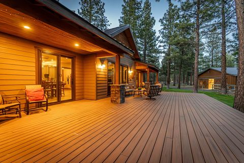 Tiny photo for 69255 Crooked Horseshoe Road, Sisters, OR 97759 (MLS # 220215140)