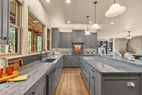 Tiny photo for 69255 Crooked Horseshoe Road, Sisters, OR 97759 (MLS # 220215140)