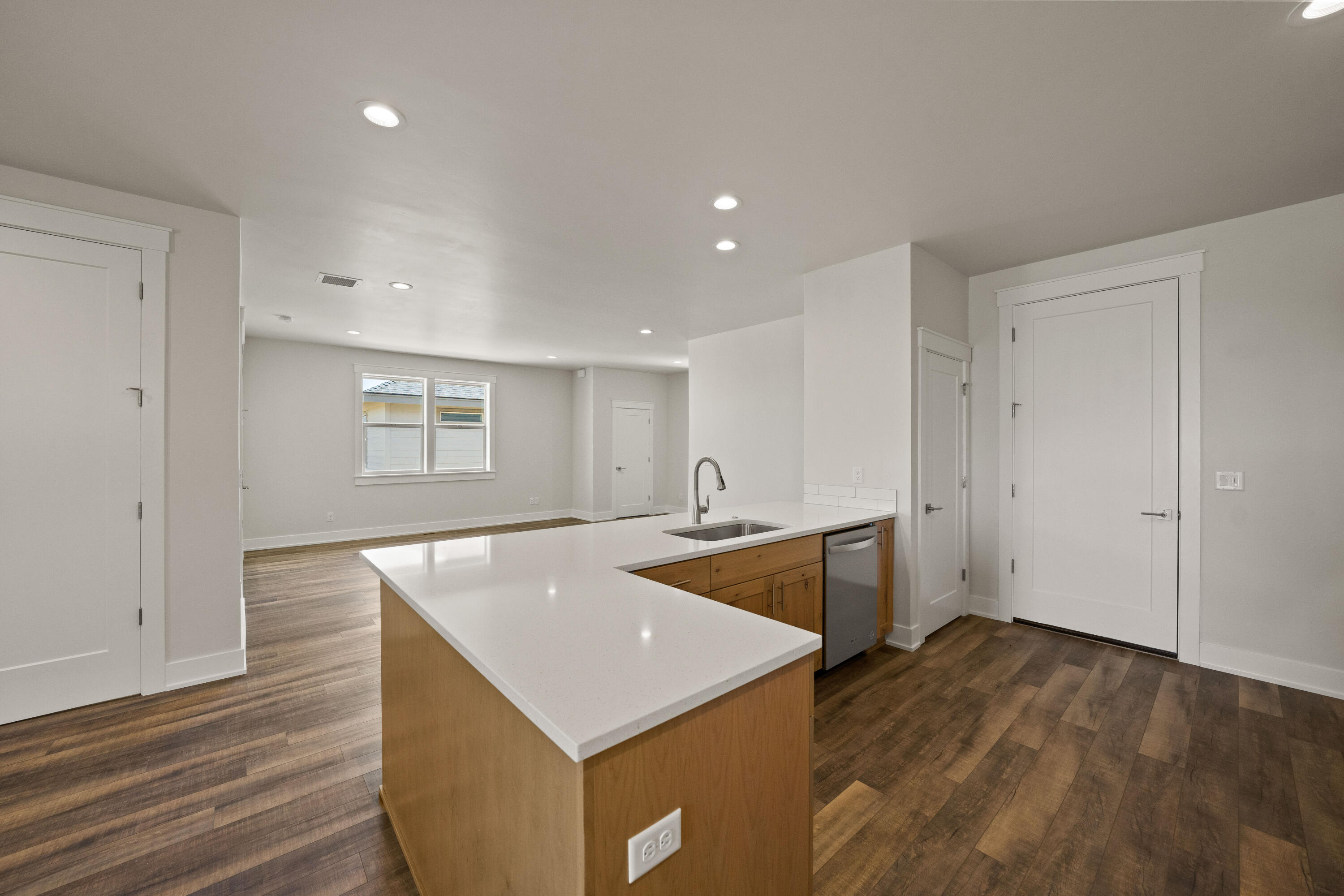 Dry Canyon - Residential