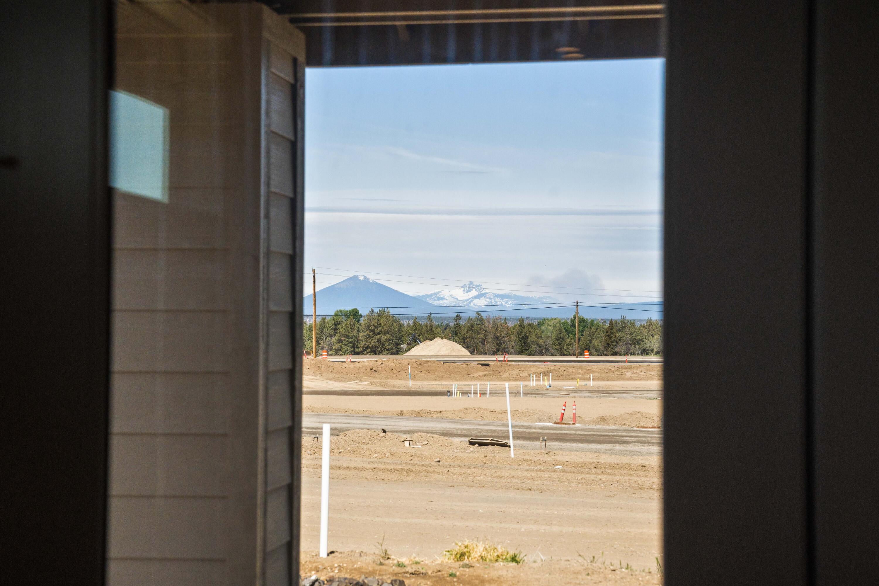 Dry Canyon - Residential