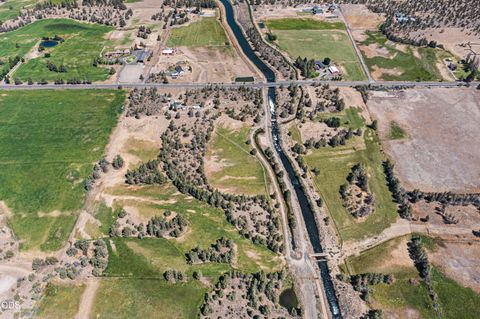 Tiny photo for 4220 NE Smith Rock Way, Terrebonne, OR 97760 (MLS # 220225834)