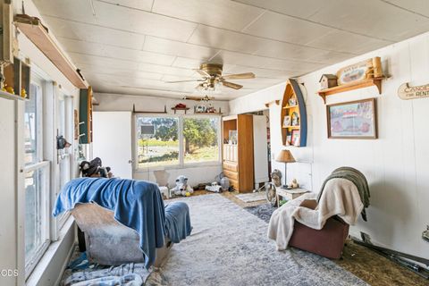 Tiny photo for 4220 NE Smith Rock Way, Terrebonne, OR 97760 (MLS # 220225834)
