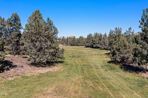 Tiny photo for 4220 NE Smith Rock Way, Terrebonne, OR 97760 (MLS # 220225834)