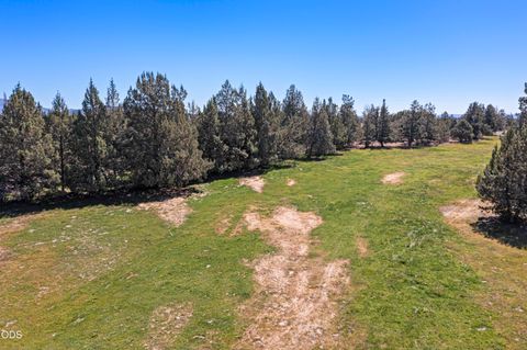 Tiny photo for 4220 NE Smith Rock Way, Terrebonne, OR 97760 (MLS # 220225834)