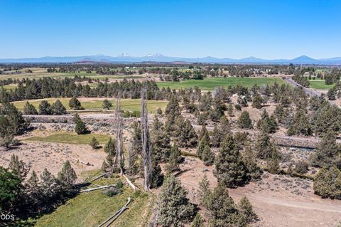 Tiny photo for 4220 NE Smith Rock Way, Terrebonne, OR 97760 (MLS # 220225834)