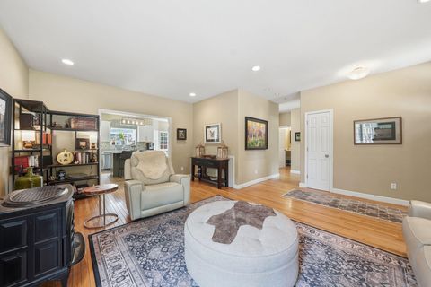 Tiny photo for 14861 Crupper, Sisters, OR 97759 (MLS # 220217832)