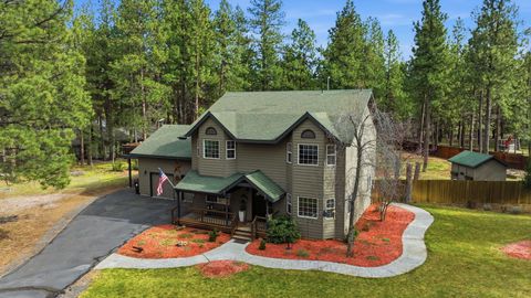 Photo of 14861 Crupper, Sisters, OR 97759 (MLS # 220217832)