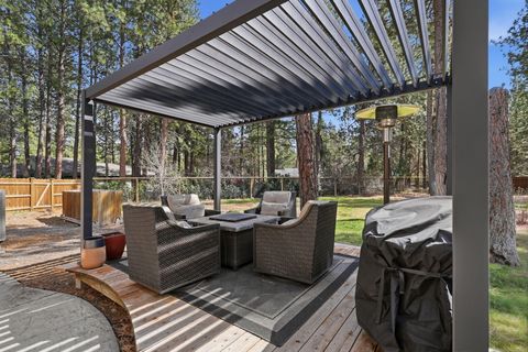 Tiny photo for 14861 Crupper, Sisters, OR 97759 (MLS # 220217832)