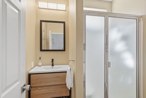 Tiny photo for 14861 Crupper, Sisters, OR 97759 (MLS # 220217832)