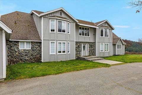 Photo of 1500 Panther Gulch Road, Williams, OR 97544 (MLS # 220217185)