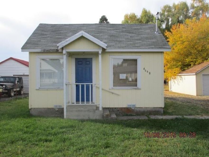 Come Check Out This Cute Little House On Nearly 1/2 Acre Of Level Land. Quiet Street, Low Traffic Area. The Home Is A Clean 2 Bedroom And Ready For A New Owner Or Investor. To Submit An Offer On This Property, See The Link Below. This Will Take You To Res.Net Where You Can Submit Your Offer Online. Https://Agent.Res.Net/Offers.Aspx?-1082211 Registration Is Free For Agents To Submit Offers. All Offers Must Include Either Pre-approval Letter Or Proof Of Funds Dated With In The Last 30 Days. Sellers Name Must Read Specialized Loan Servicing, As Attorney In Fact.
