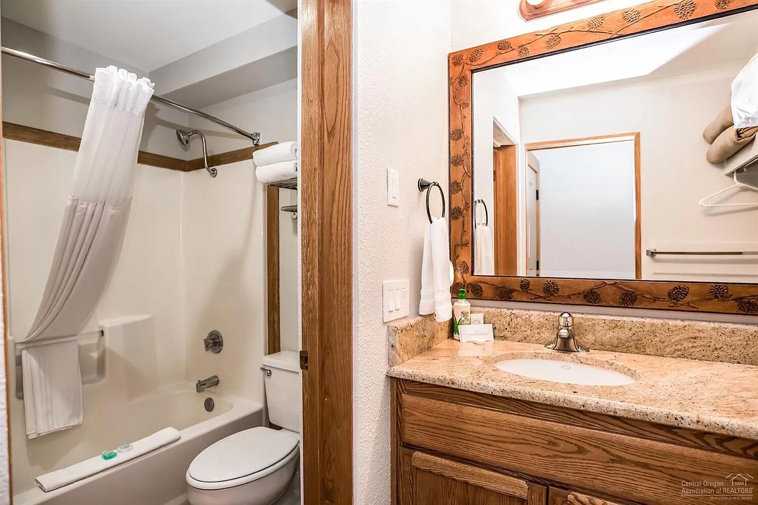 Inn Of The 7th - Residential