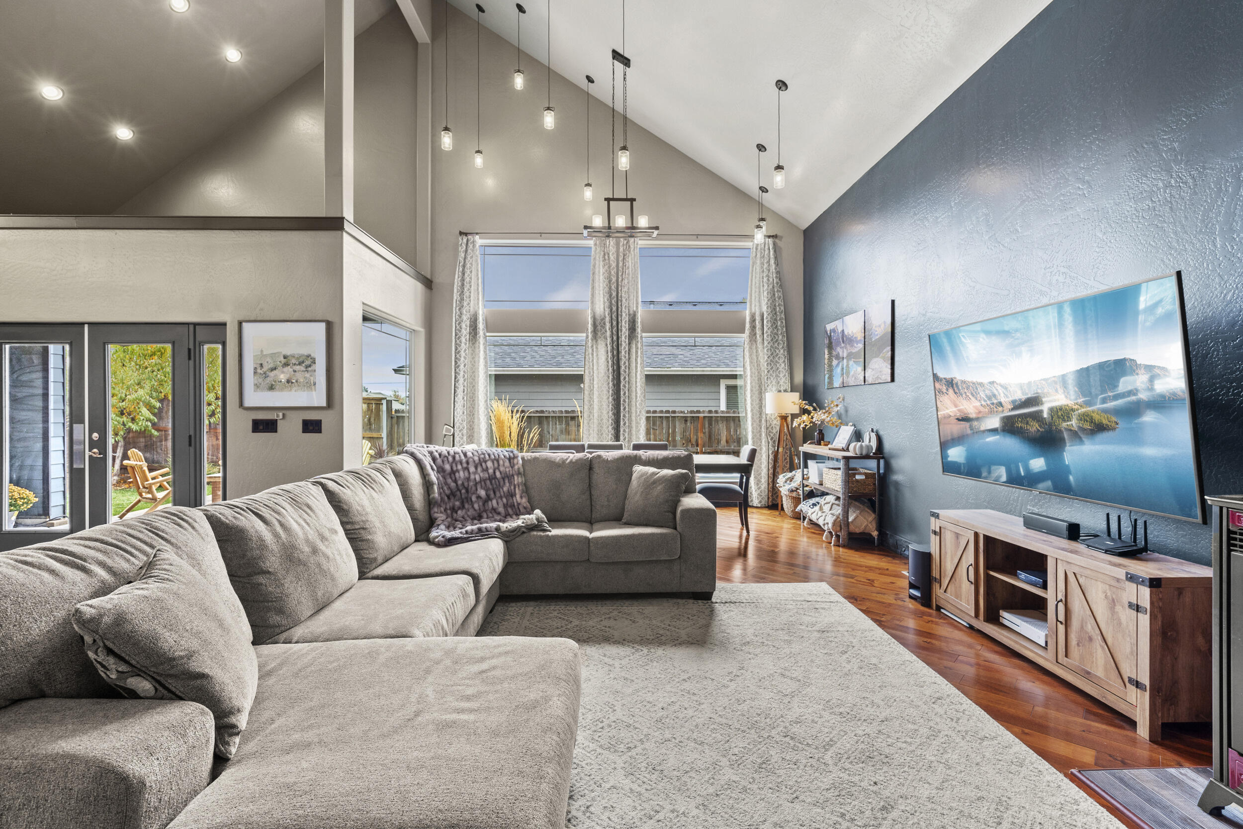 Snowy Butte Meadows - Residential