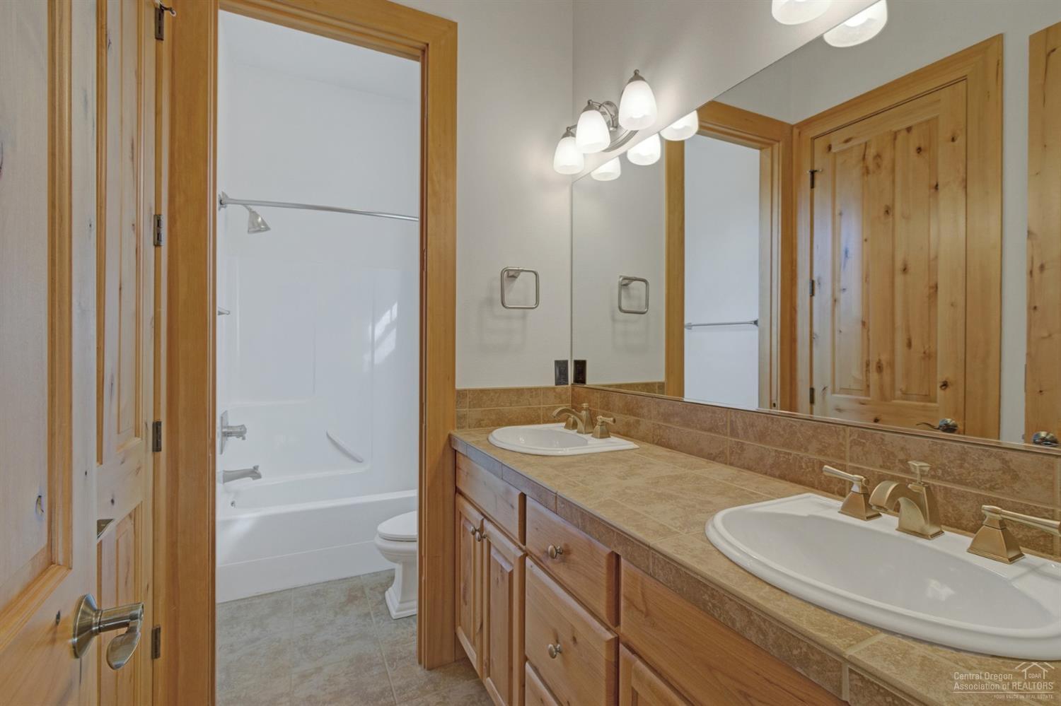 River Canyon Estates - Residential