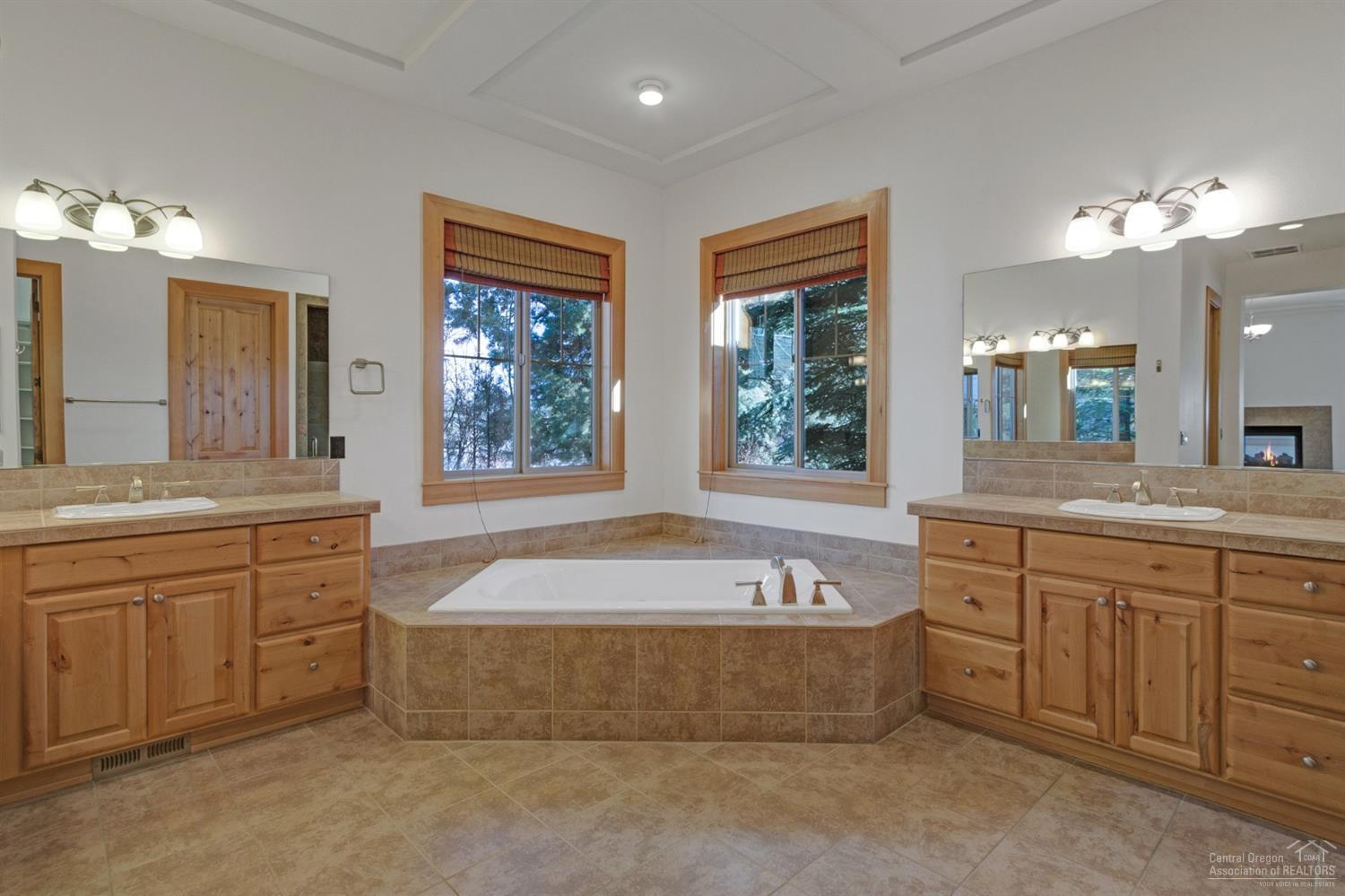 River Canyon Estates - Residential