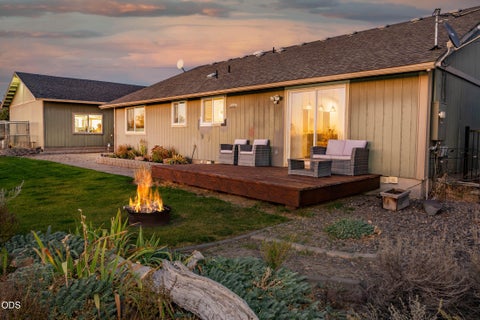 Tiny photo for 5097 SE Iowa Avenue, Prineville, OR 97754 (MLS # 220229894)