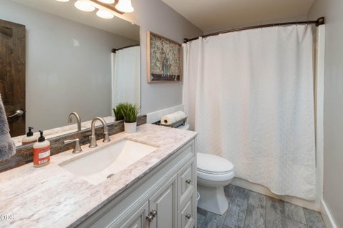 Tiny photo for 5097 SE Iowa Avenue, Prineville, OR 97754 (MLS # 220229894)