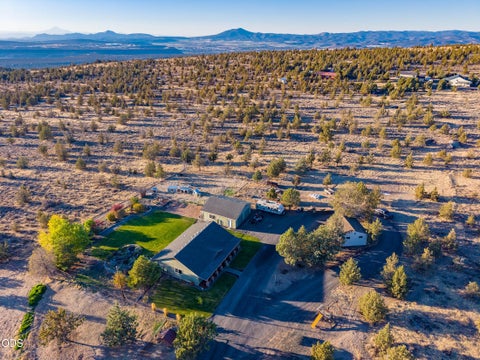 Tiny photo for 5097 SE Iowa Avenue, Prineville, OR 97754 (MLS # 220229894)