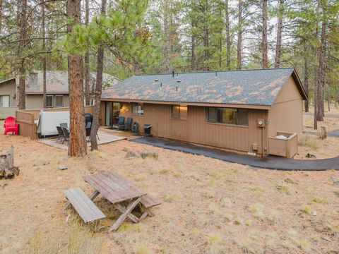 Tiny photo for 18015 Diamond Peak Lane #11, Sunriver, OR 97707 (MLS # 220211675)