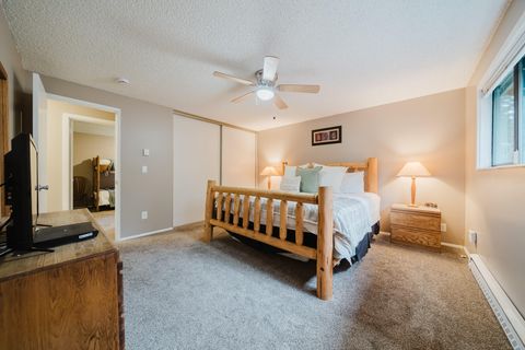 Tiny photo for 18015 Diamond Peak Lane #11, Sunriver, OR 97707 (MLS # 220211675)