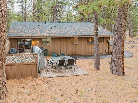 Tiny photo for 18015 Diamond Peak Lane #11, Sunriver, OR 97707 (MLS # 220211675)