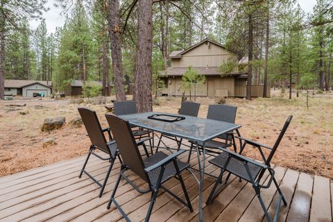 Tiny photo for 18015 Diamond Peak Lane #11, Sunriver, OR 97707 (MLS # 220211675)