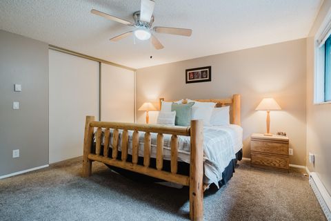 Tiny photo for 18015 Diamond Peak Lane #11, Sunriver, OR 97707 (MLS # 220211675)