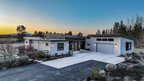 55543 Huntington Road Bend OR 97707