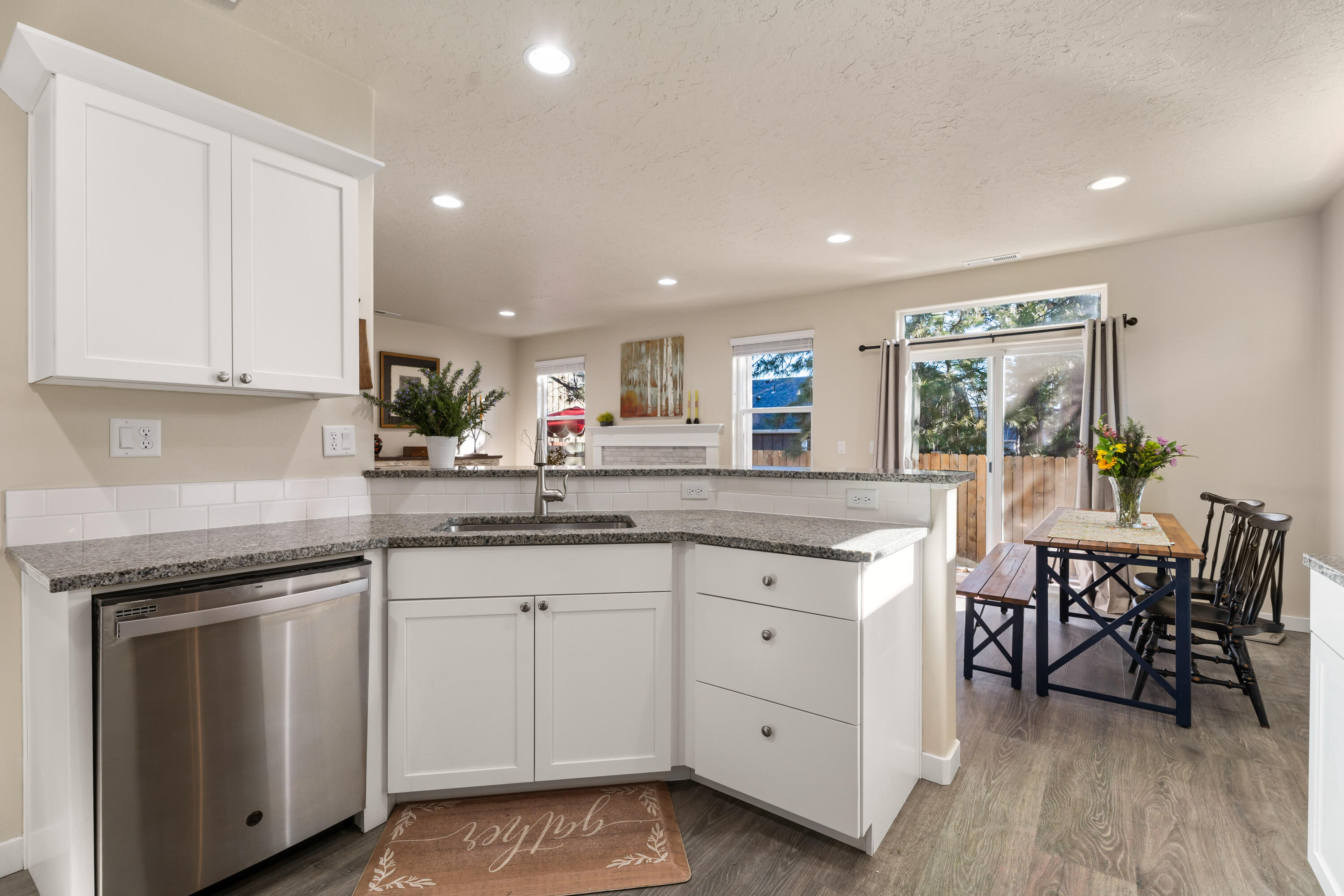 Mckenzie Meadow Vill - Residential