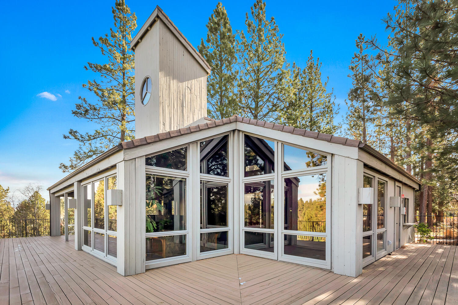 Sunrise Village - Land