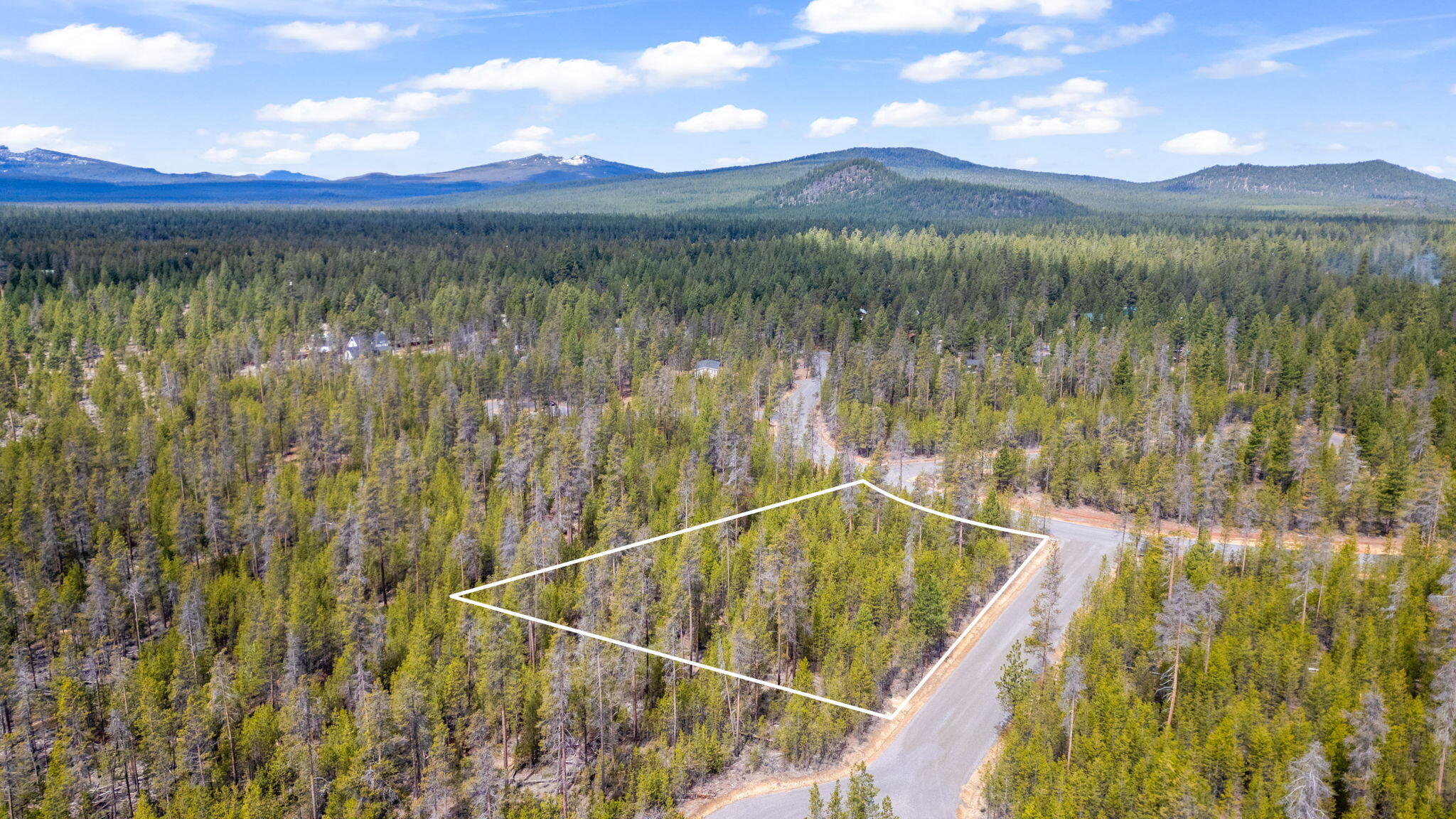 Wagon Trail Acreages - Land