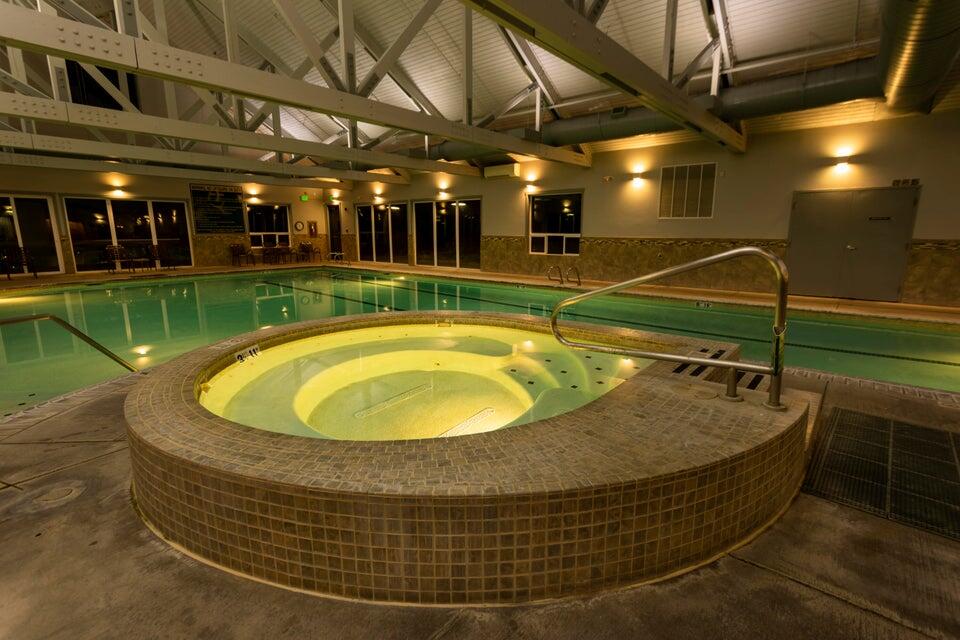 Running YResort - Land