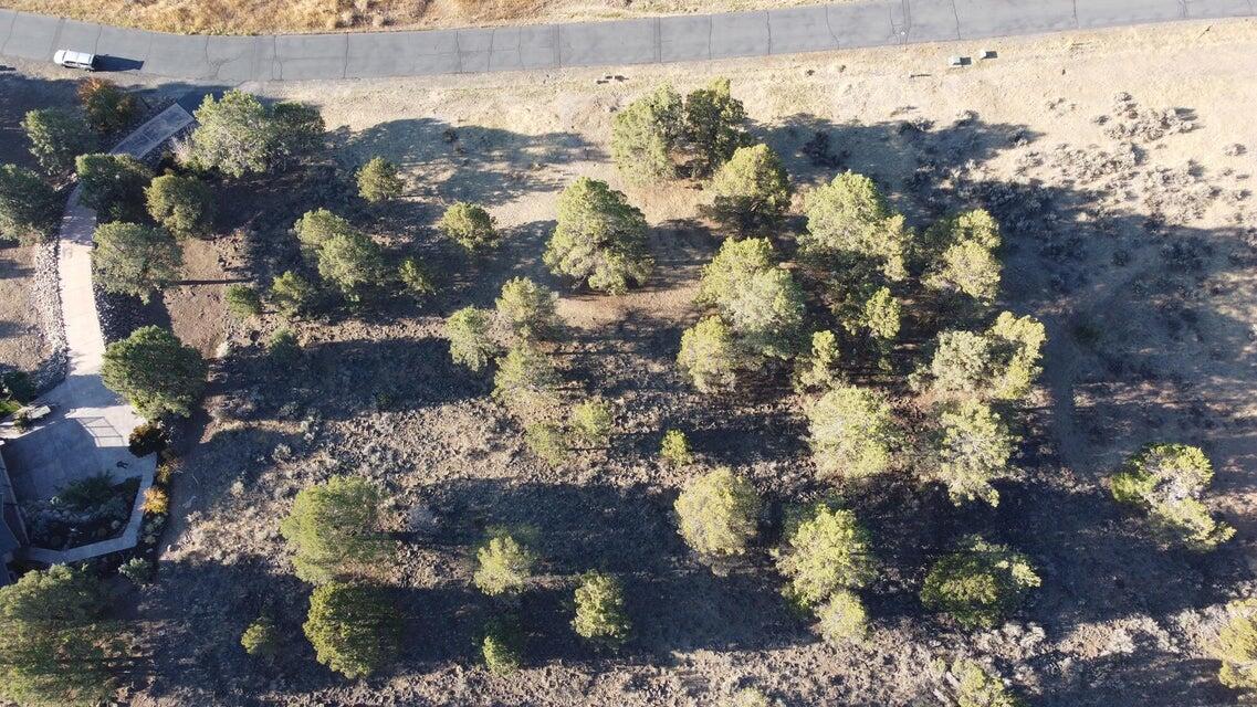 Running YResort - Land