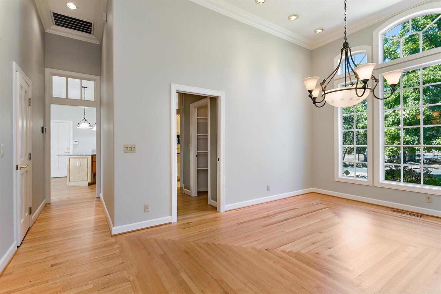 Sun Ridge Estates - Residential