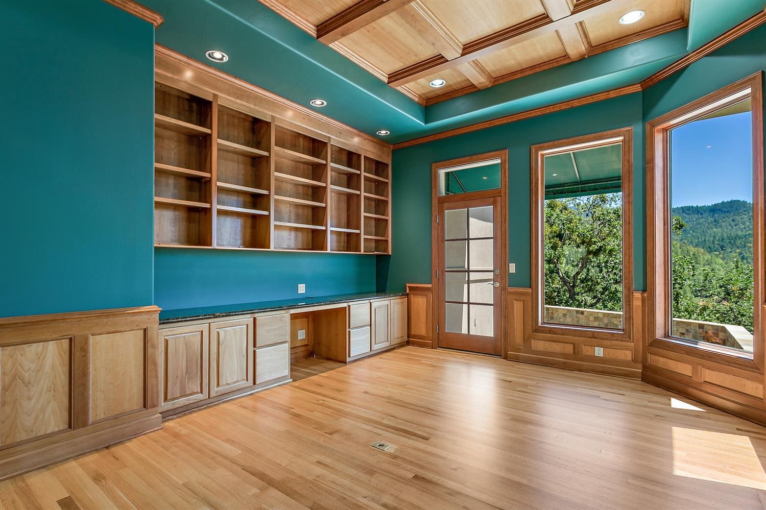 Sun Ridge Estates - Residential