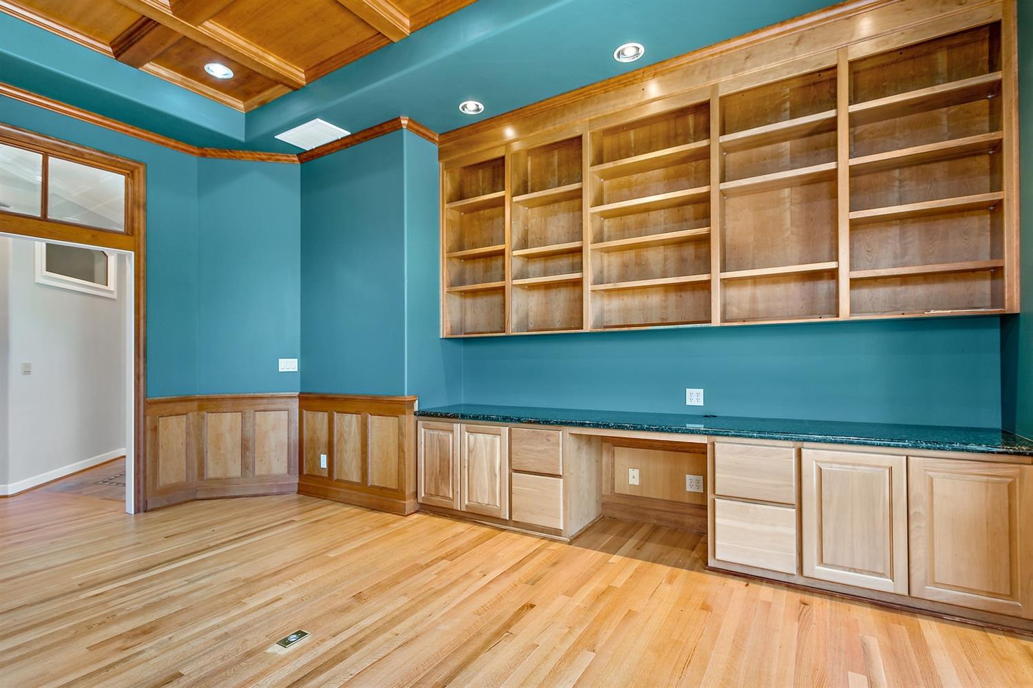 Sun Ridge Estates - Residential