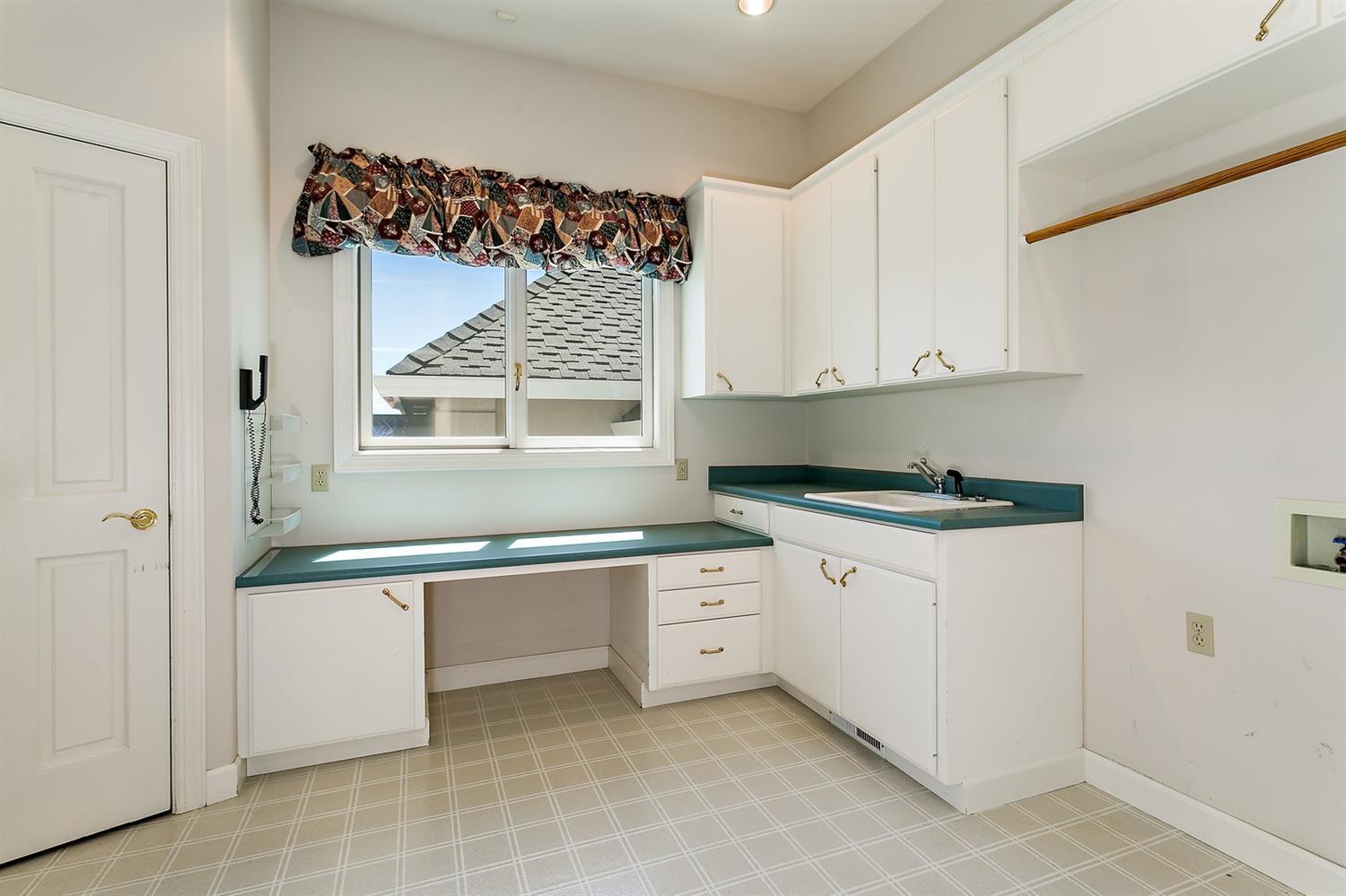 Sun Ridge Estates - Residential