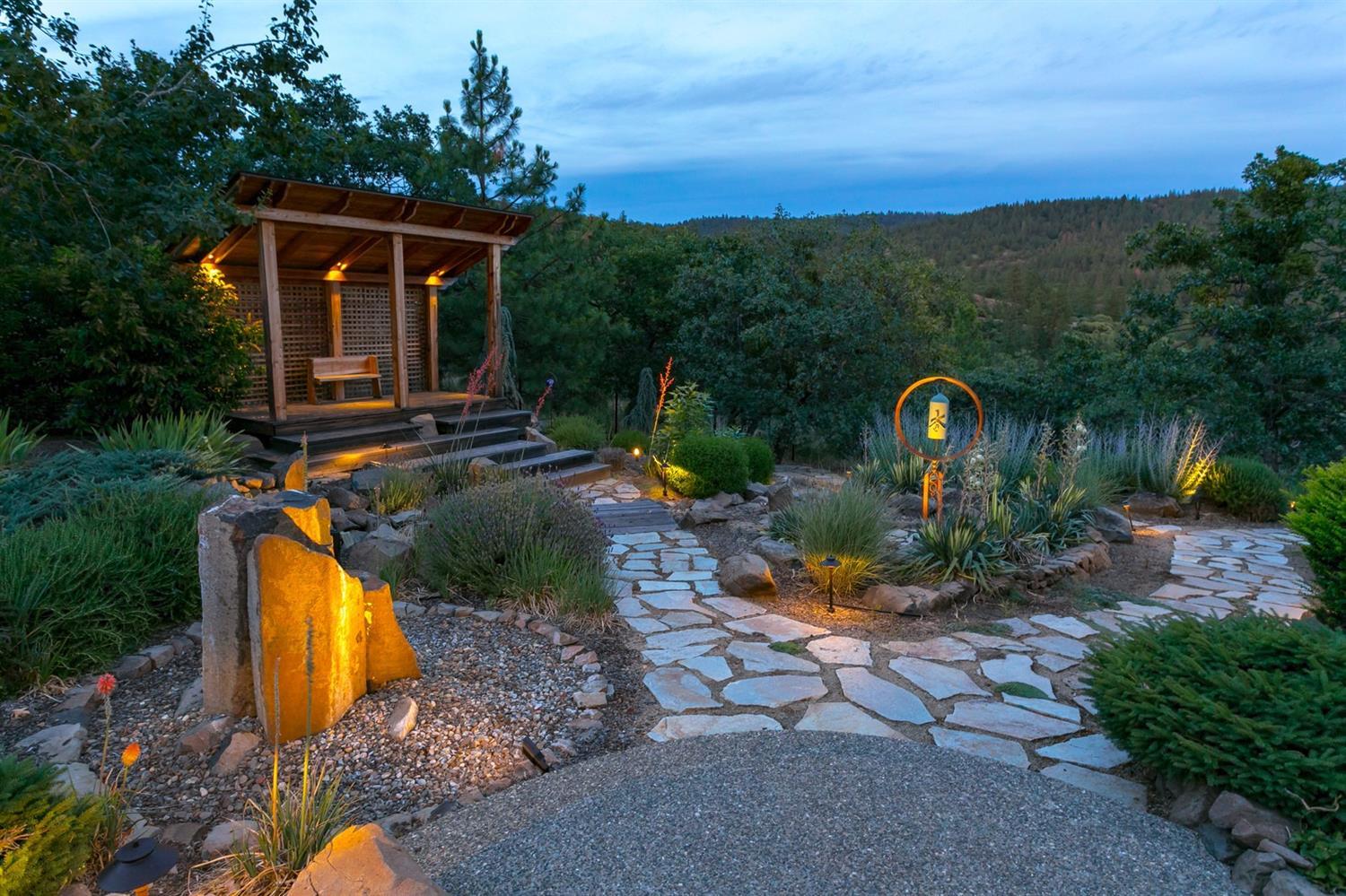 Sun Ridge Estates - Residential