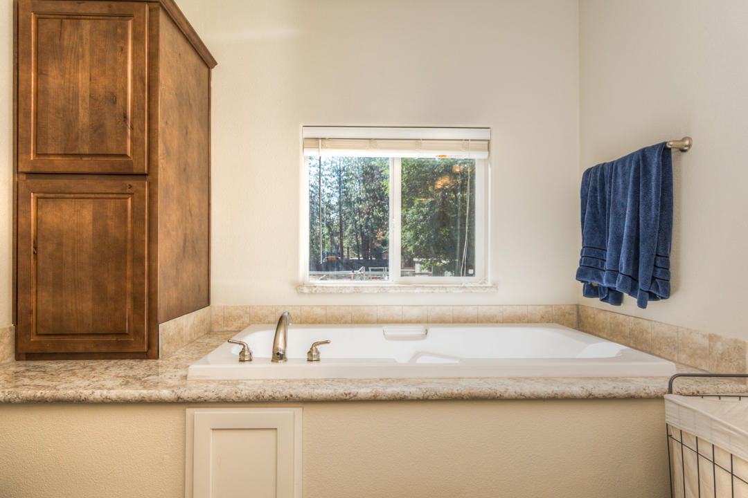 Deschutes RiverWoods - Residential