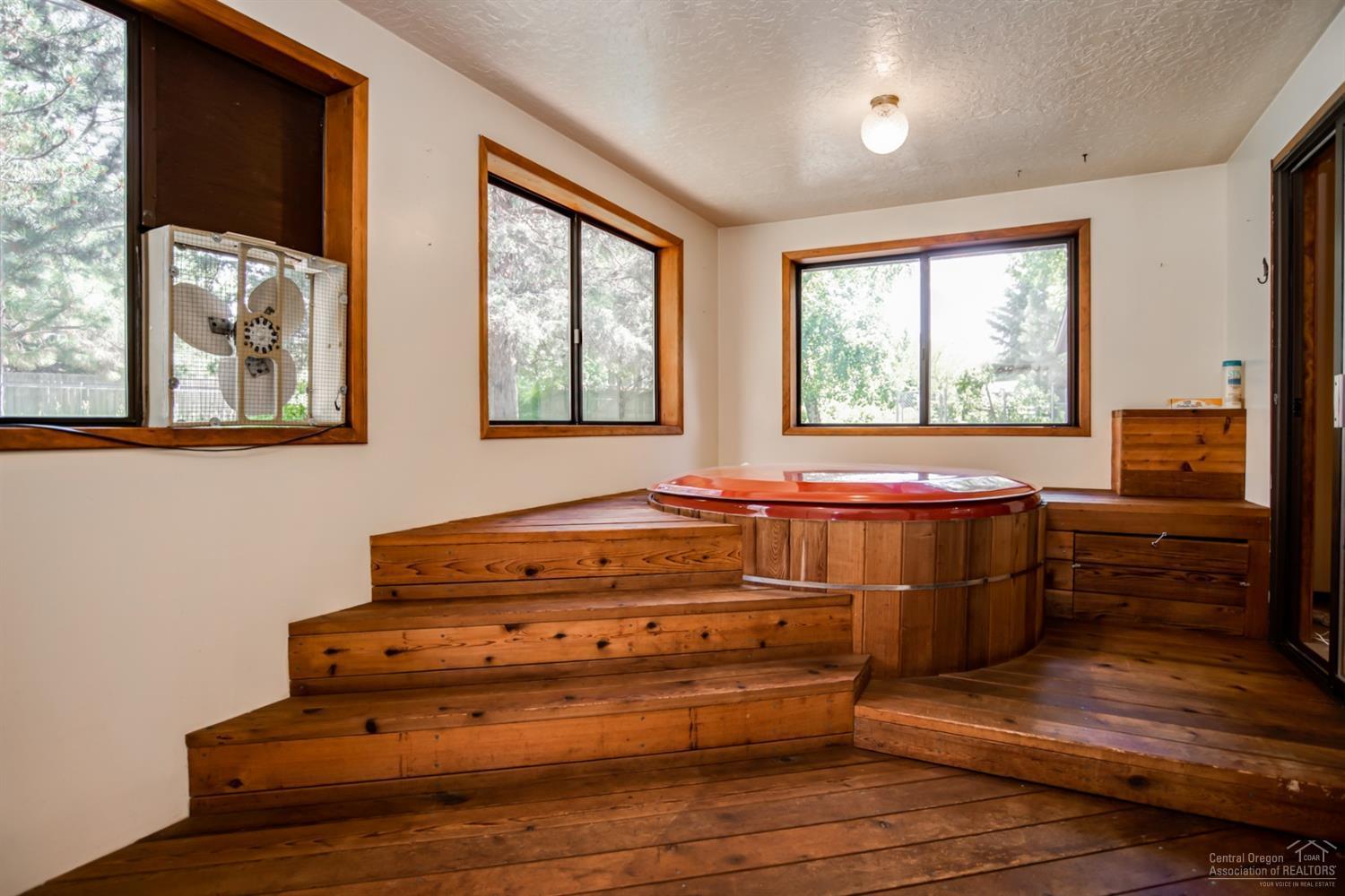 Airpark Estate - Residential