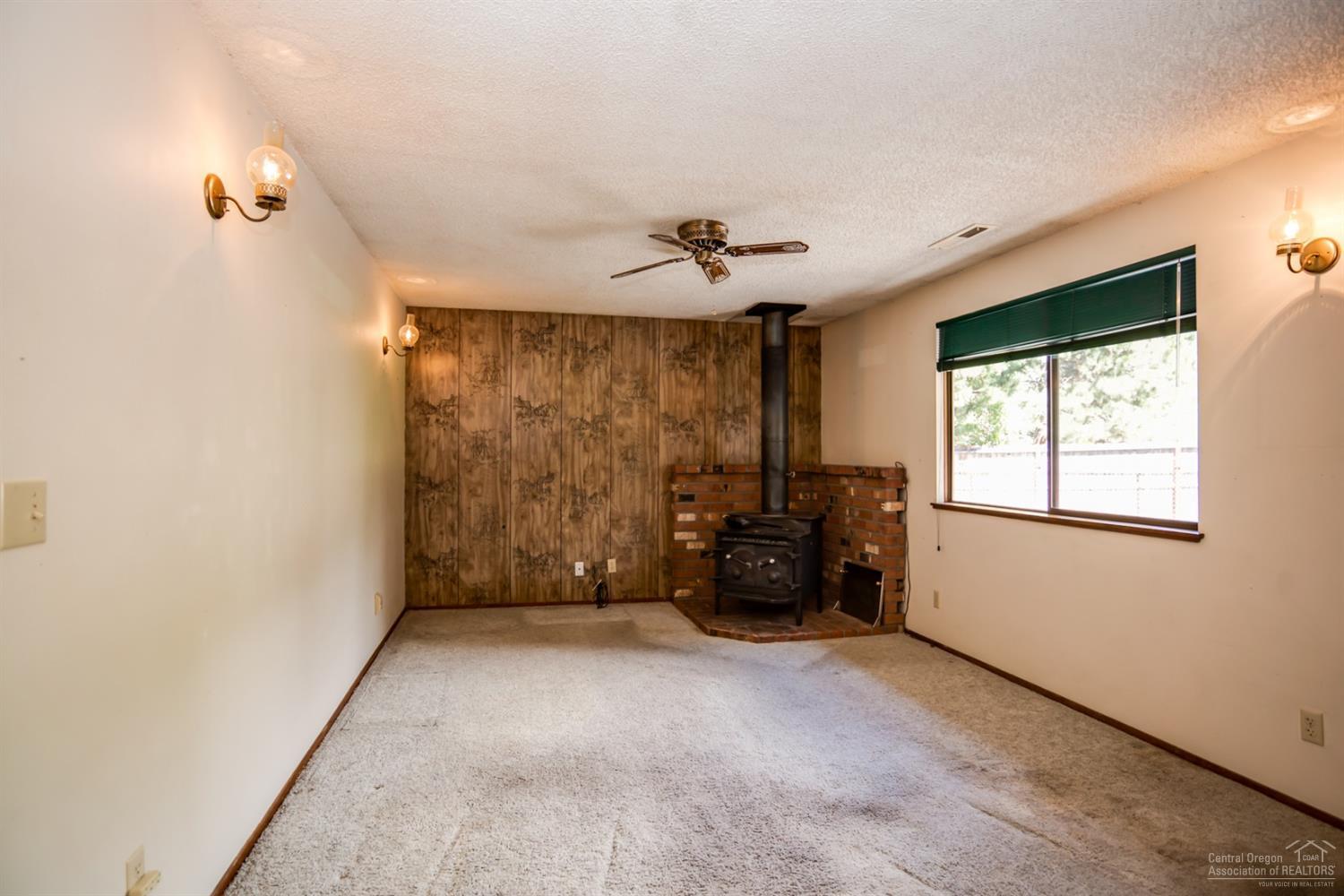 Airpark Estate - Residential