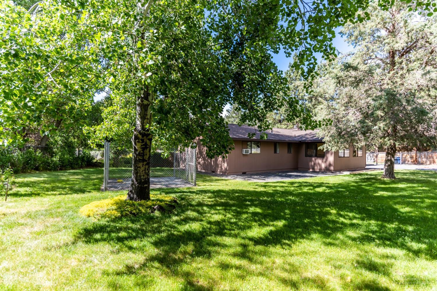 Airpark Estate - Residential